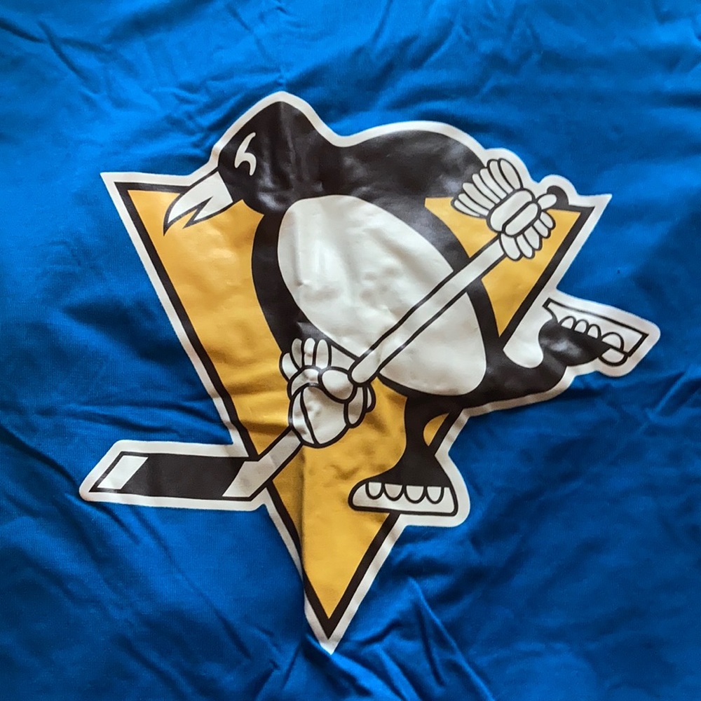 Blue Pittsburgh Penguins Logo T-Shirt